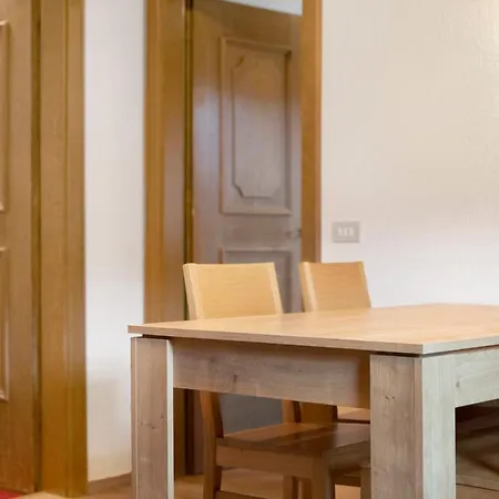 Casa Marcos N 32 *